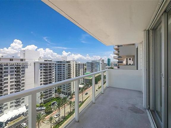 3rd image of 5701 Collins Ave #Cu-1611