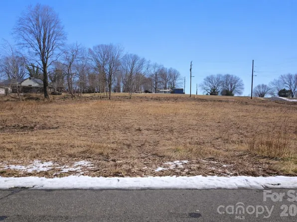 24 Alabama Ave #2, Marion, NC 28752