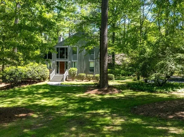 5755 Kentucky Downs Dr, Macon, GA 31210