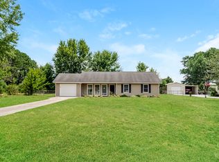 26180 Children Ln, Athens, AL 35613