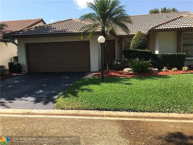 1st image of 11030 Cypress Run Cir