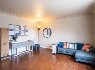 145 Victoria Ave S #8, Hamilton, ON L8N2T1