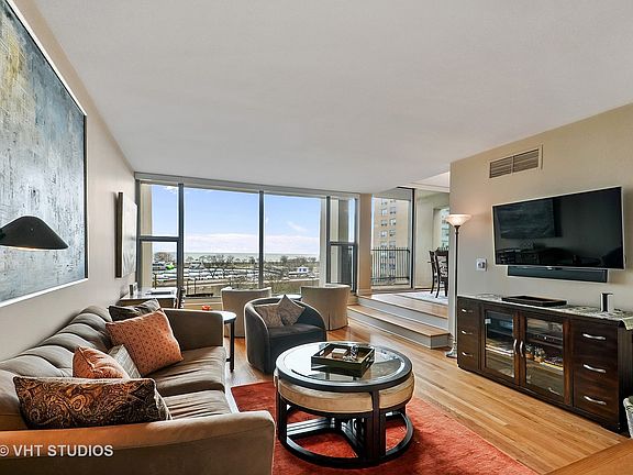 2nd image of 3200 N Lake Shore Dr APT 601