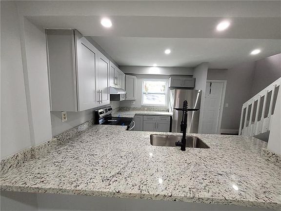 4th image of 3281 E Golf Blvd APT 28