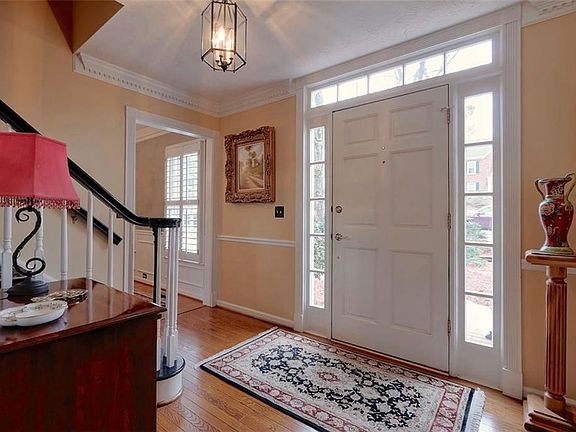 3rd image of 3511 Billingsley Dr