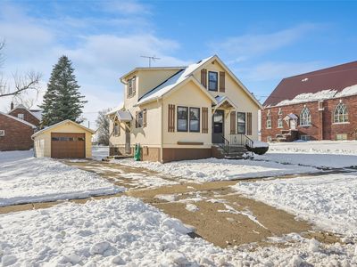 501 S 5th Ave E, Newton, IA, 50208