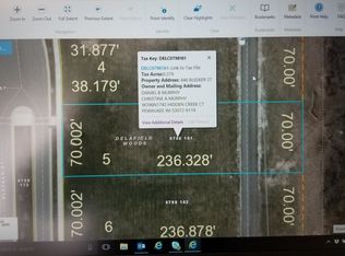 446 Bleeker St, City Of Delafield, WI 53018