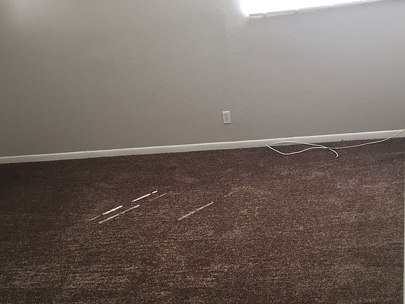 4th image of 4455 Melvin Cir W
