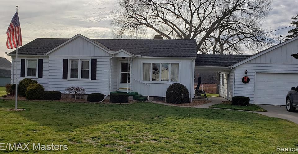 1st image of 27493 River Ln
