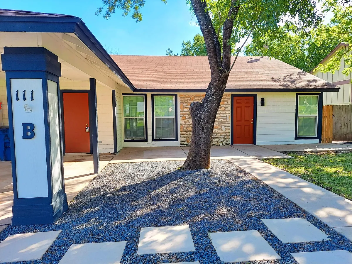 Building Photo - 111 Meteor Dr #B