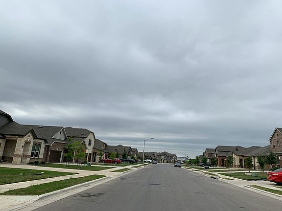 4th image of 330 Jarbridge Dr