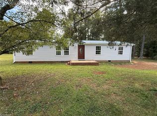 175 McPherson Ln, Lexington, NC 27292