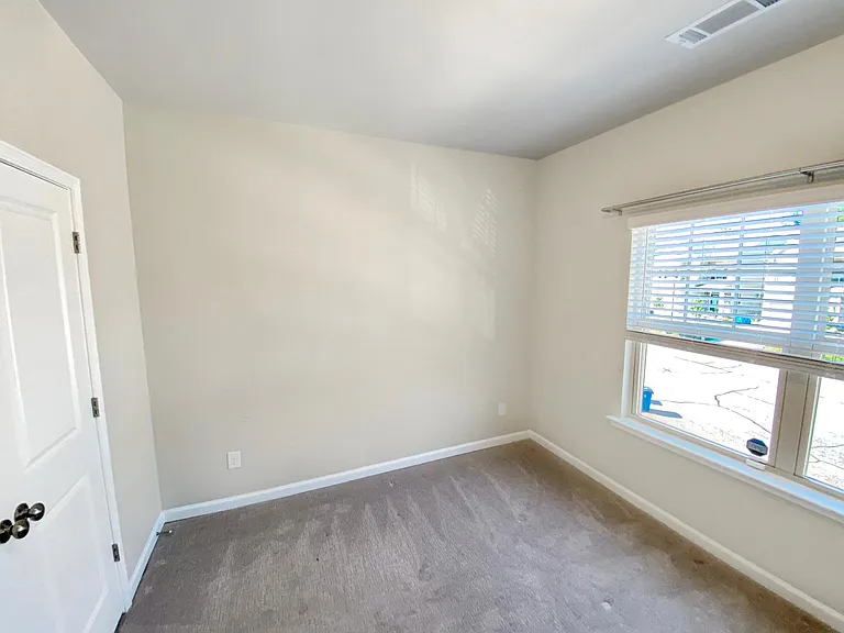 102 Charcoal Ives Dr — Photo 11