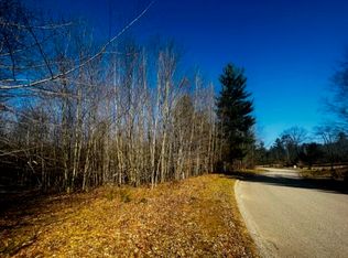 63 Starlight Ridge Cir, Onekama, MI 49675