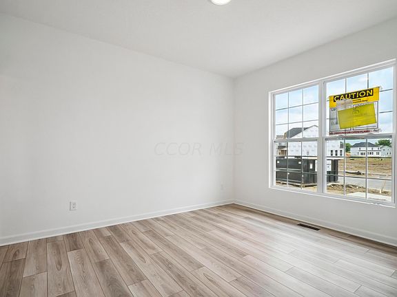 4th image of 291 Sage Hill Dr