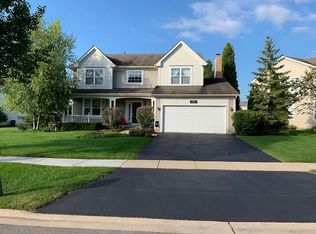 18156 W Meander Dr, Grayslake, IL 60030