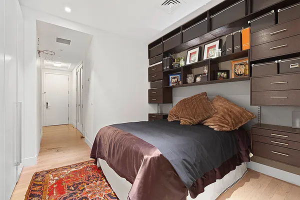 Rented by Compass | media 3