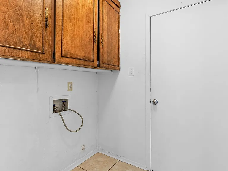 2823 Ash Field Dr — Photo 8