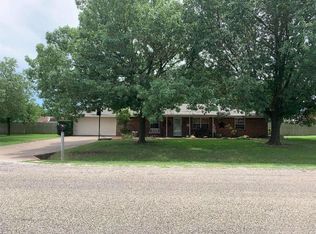 123 Spring Cir, Red Oak, TX 75154