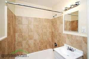 2nd image of 28 Thomas St