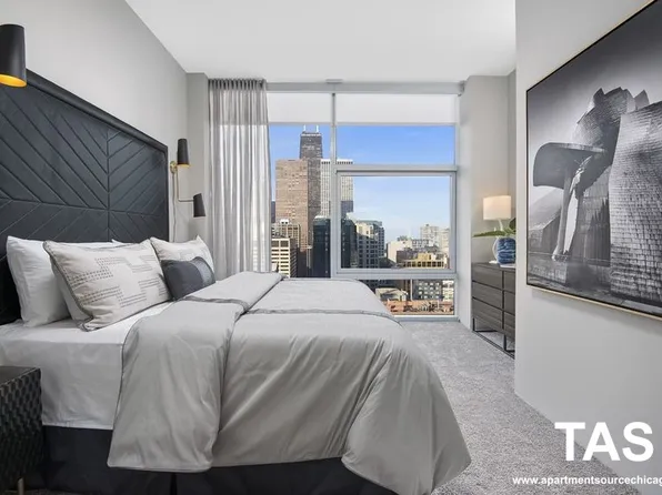 200 Dnp E, Chicago, IL 60611