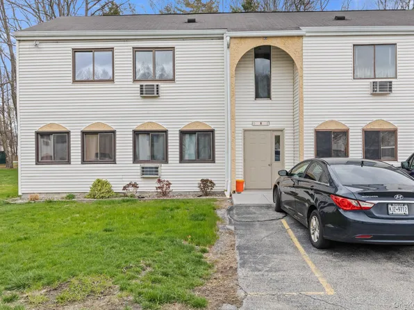 1 Carnaby Street #C, Wappingers Falls, NY 12590