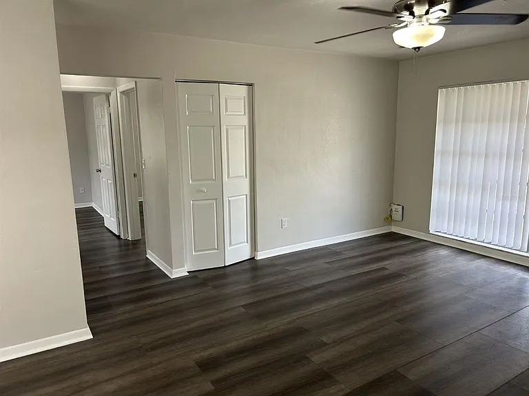1241 Pilgrim Rd — Photo 6
