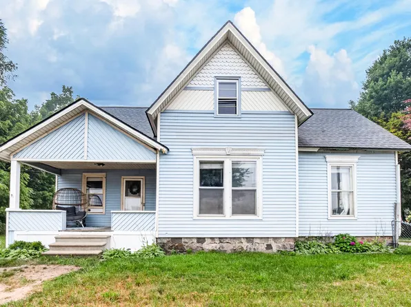 175 Allegan St, Plainwell, MI 49080