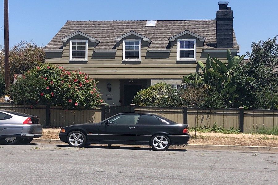 1st image of 1027 E 5th St