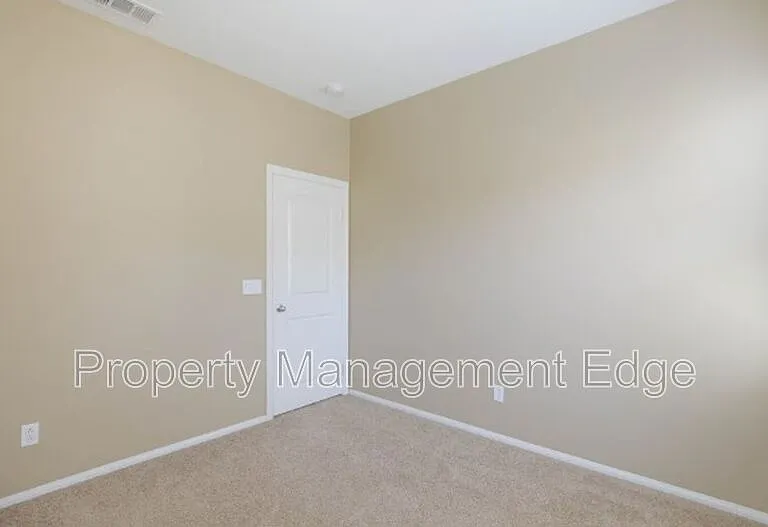 45830 Daviana Way — Photo 17