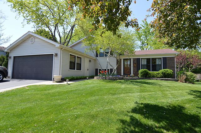 1st image of 785 Beechwood Dr