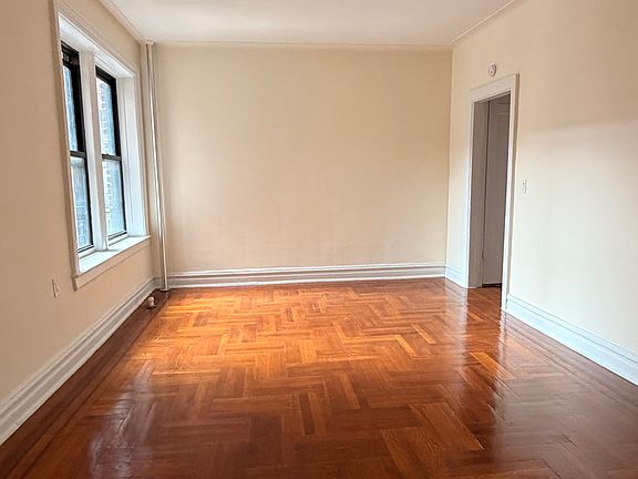 3rd image of 119-37 Metropolitan Ave #4C