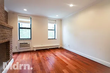 Rented by Mdrn Residential