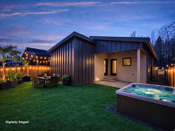 3rd image of 3025 Royston Rd #16