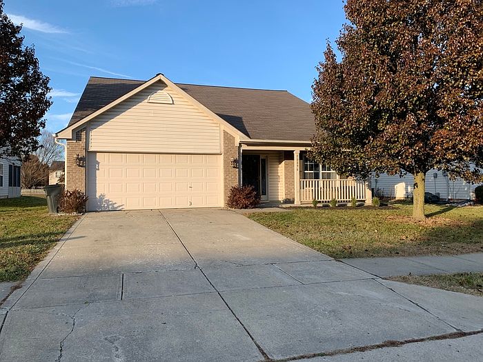 10896 Riverwood Blvd Indianapolis In 46234 Zillow