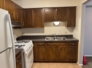 3527 Central Rd, Glenview, IL 60025