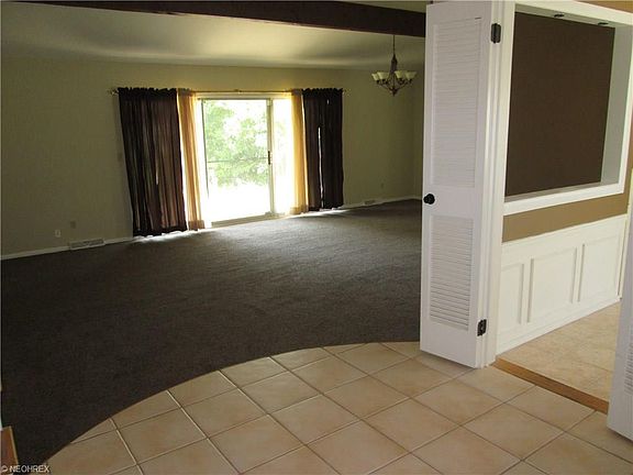 4th image of 6240 Christman Dr