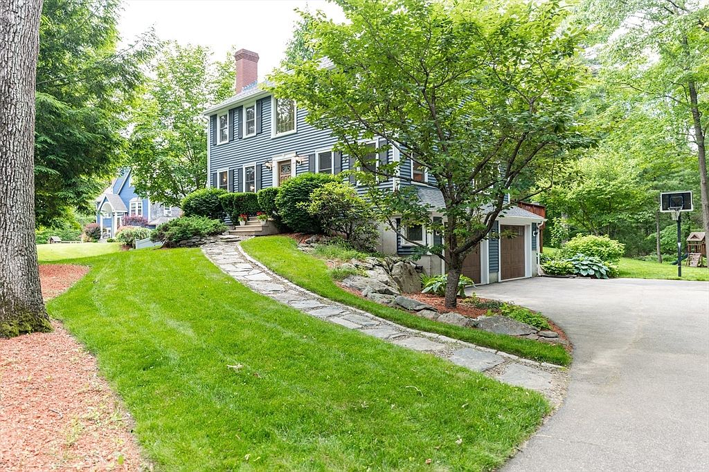 113 Slater St, Attleboro, MA 02703 Zillow