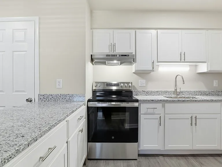 105 E Allen St #303 — Photo 5