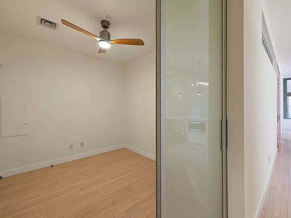 4th image of 650 Avenue Of The Amer #3L