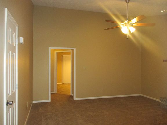 5th image of 1713 N Park Hurst Dr