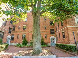 20310 43rd Ave APT 3C, Bayside, NY 11361