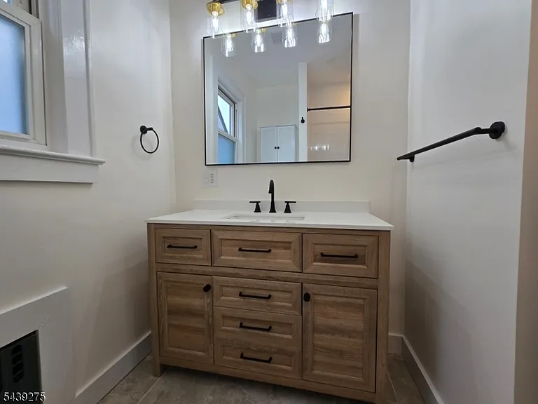 27 Cleveland Ave — Photo 17