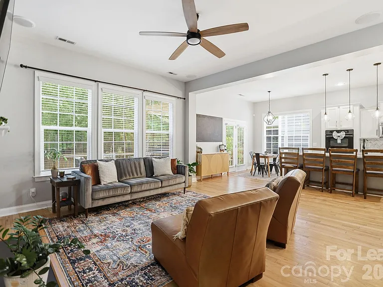 8636 Sagekirk Ct — Photo 20