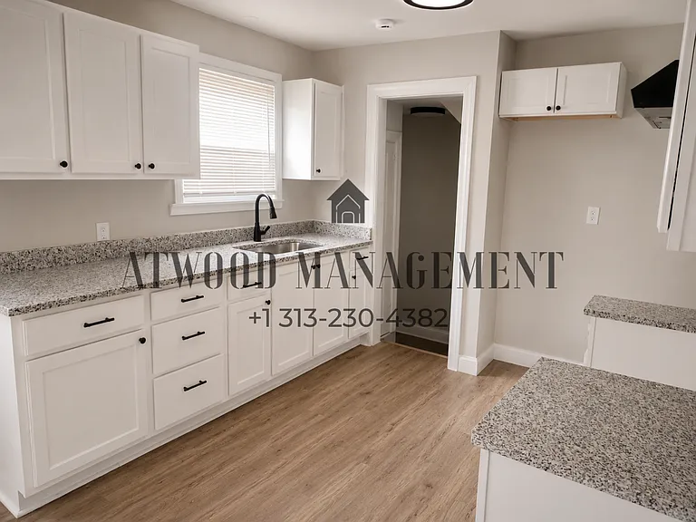 10037 Grayton St — Photo 6