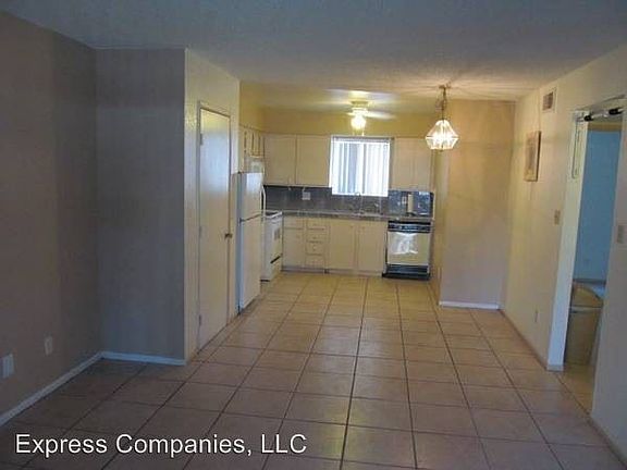 4th image of 465 W Ivyglen St APT 134