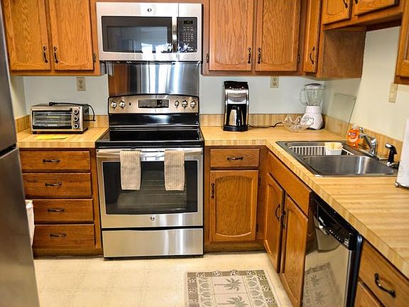 4th image of 4175 S Atlantic Ave #4220