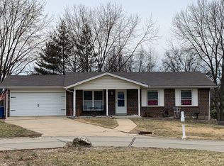 3 Sunnydays Ct, Saint Charles, MO 63303