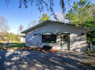 9771 Lakeview Dr, New Port Richey, FL 34654