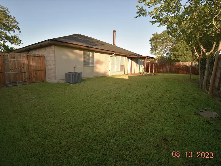16702 Sheet Bend Way — Photo 27